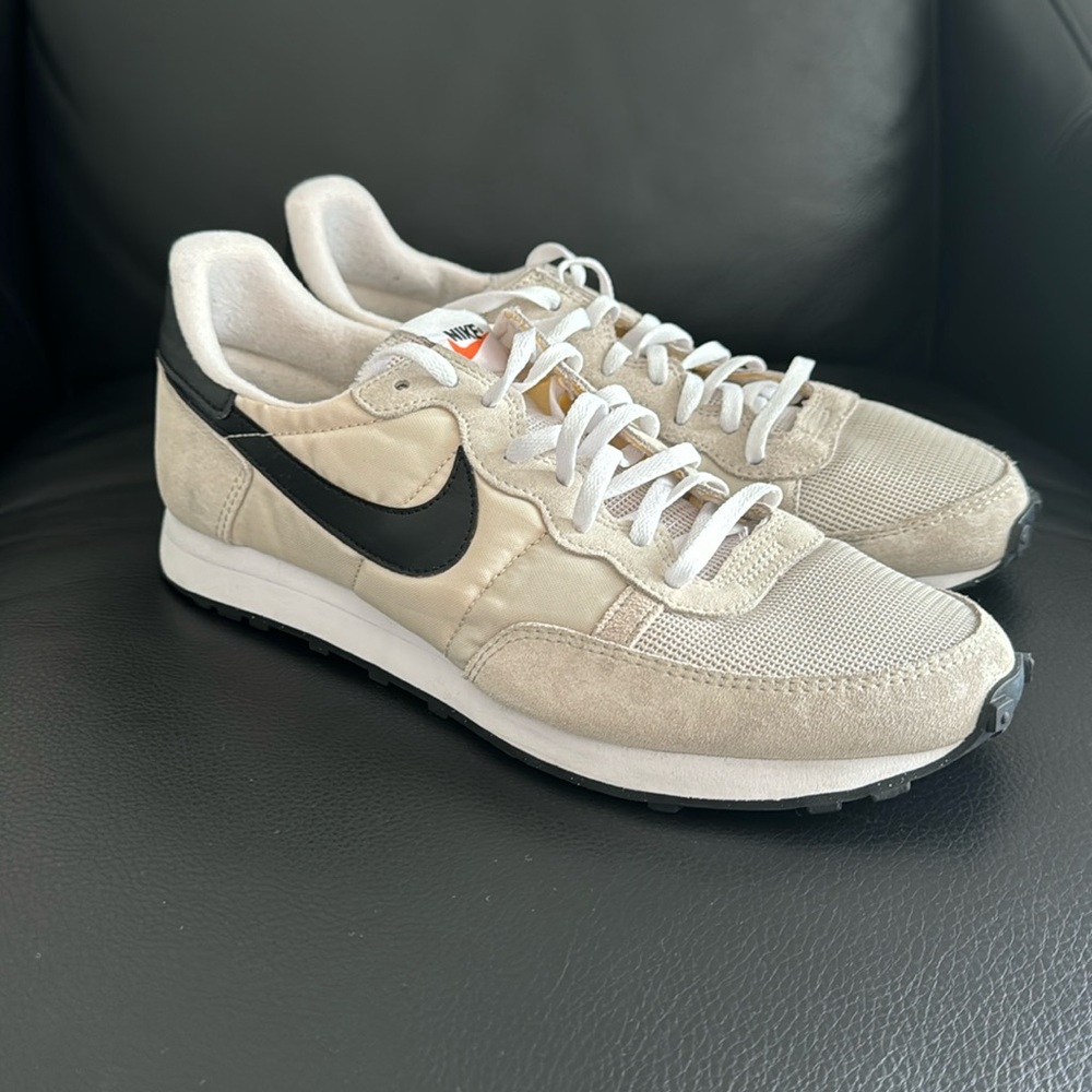 Nike Challenger OG Size 9.5